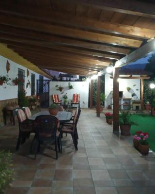 Cortijo Maromilla vivienda rural con piscina