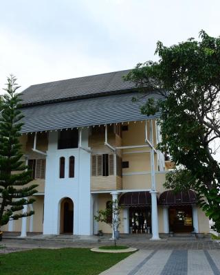 Hotel Leaf on Lagoon