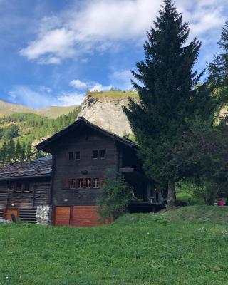 Chalet historique de haut standing