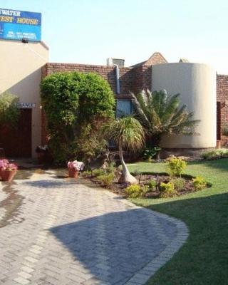 Bluewater Guesthouse