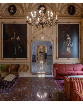 PHI Hotel Canalgrande