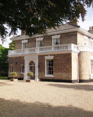 Dunedin Country House