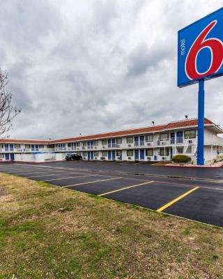 Motel 6-North Richland Hills, TX