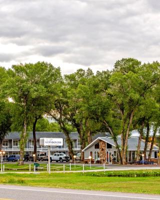 The Gunnison Inn at Dos Rios Golf Course