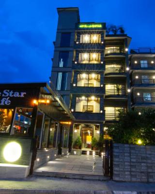 Hotel Lake Star