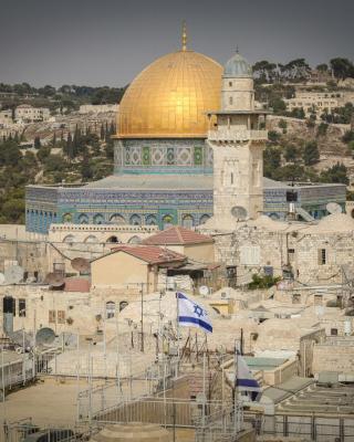 Western Wall Luxury House