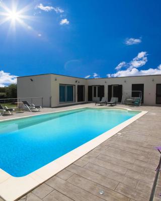 HISTOIRE D'Ô - Les Piscines - Chambres d'hôtes