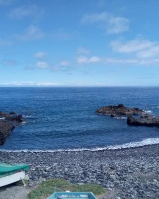 BLUE SEA. TONY FRÍAS. LAS ERAS. ARICO - TENERIFE.