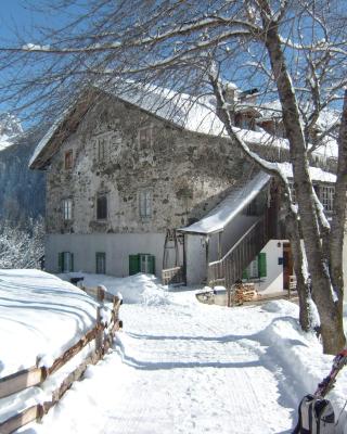 Cherz Romantic House