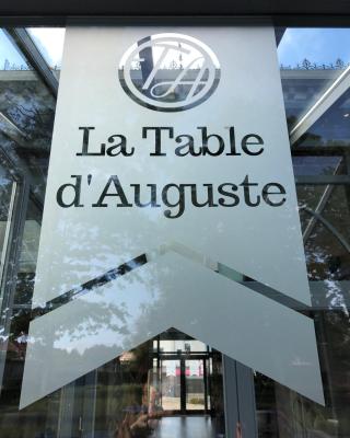 La table d’Auguste