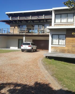 91 Da Gama Beach House