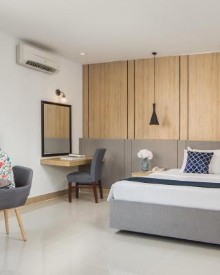 Altos Hotel