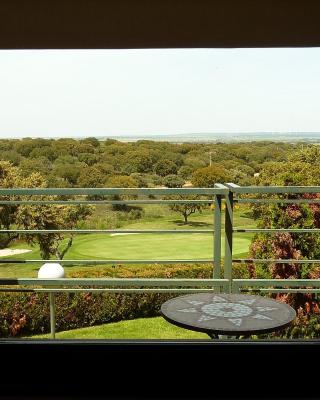 Estudio con Wifi y vistas al Campo de Golf de Salamanca