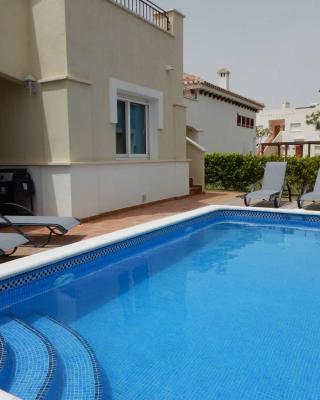 2-bedroom Villa with pool