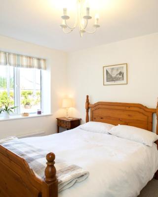 PERFECT BUSINESS ACCOMMODATION at SIDINGS FARM - Luxury Cottage Accommodation - Self Catering - Secure Parking - Fully equipped Kitchen - Towels & Linen included