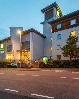 Holiday Inn Express Walsall M6, J10, an IHG Hotel