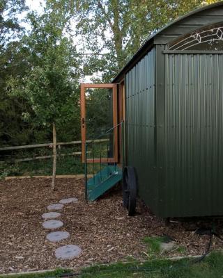 Glamping Malvern shepherd hut