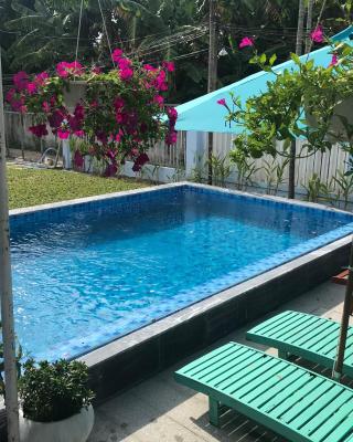The Moon River Homestay & Villa