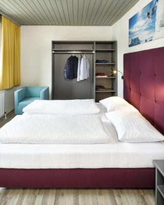 Basekamp Mountain Budget Hotel