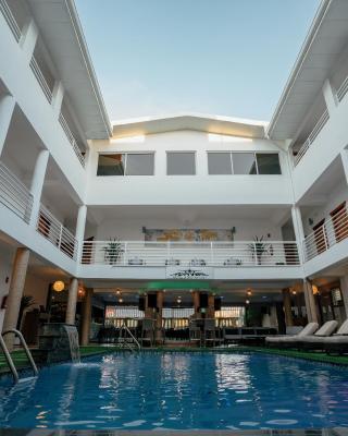 Runway Hotel