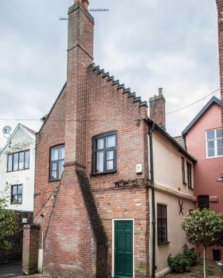 Octagon Cottage