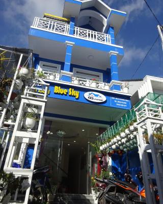 Blue Sky Homestay