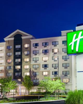 Holiday Inn Express Hauppauge-Long Island, an IHG Hotel