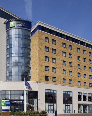 Holiday Inn Express London - Newbury Park, an IHG Hotel