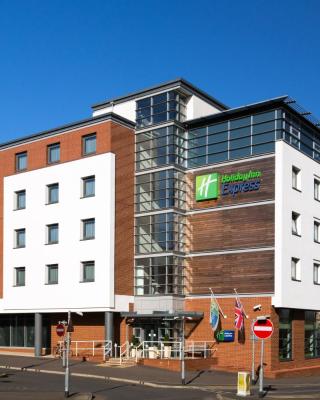 Holiday Inn Express Harlow, an IHG Hotel