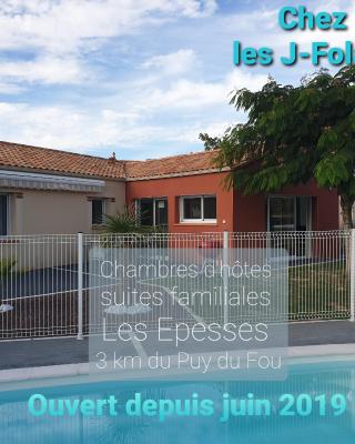 Chez les J-FOLAIS - 3 kms Puy duFou - Les Epesses