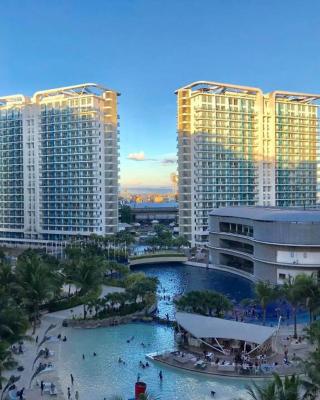Manila Urban Resort at Azure