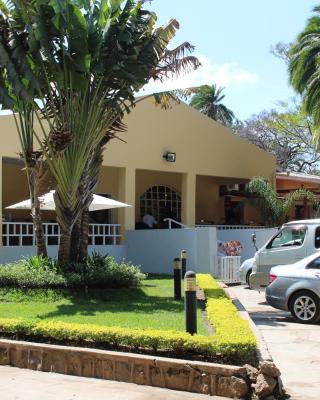 Casa Mia Lodge & Restaurant