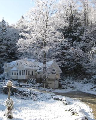 Mountain Valley Retreat