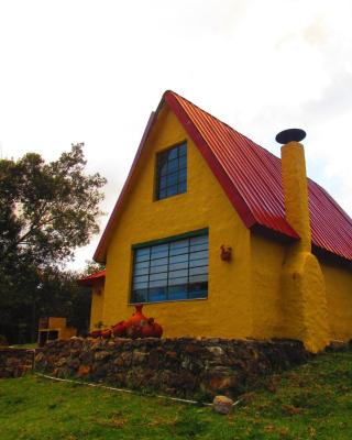 Chalet Guatavita - Tominé. La Casa Amarilla