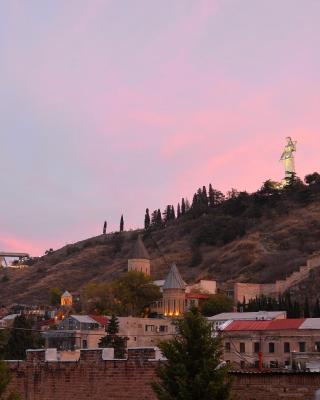 Natia's apartment on Dadiani st.