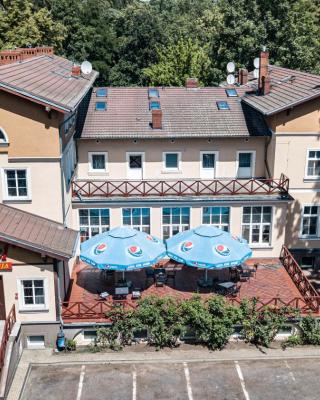 Dworek Brodowo Restauracja Hotel Przyjęcia