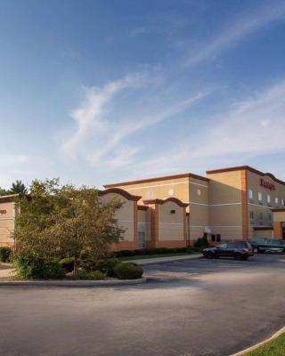 Ramada by Wyndham Glendale Heights/Lombard