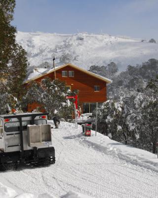 Summit Ridge Alpine Lodge