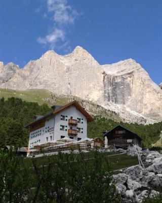 Rifugio Stella Alpina Spiz Piaz per escursionisti