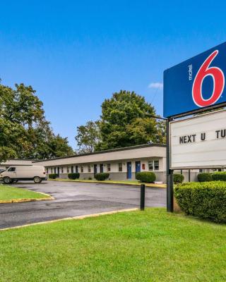 Motel 6-Tinton Falls, NJ