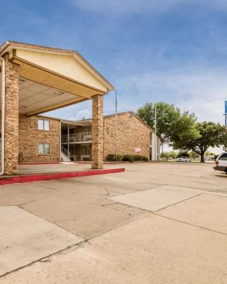 Motel 6-Red Oak, TX - Dallas