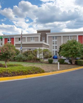 Holiday Inn Express Washington DC East- Andrews AFB, an IHG Hotel