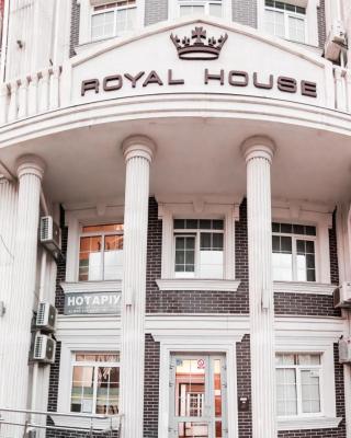 Royal House Apartment