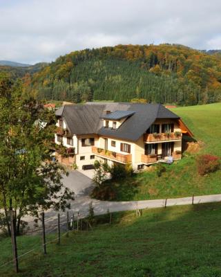 Gasthaus - Gästehaus Schusterbauer