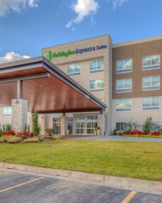 Holiday Inn Express & Suites Tulsa Midtown, an IHG Hotel