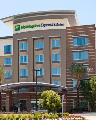 Holiday Inn Express & Suites Anaheim Resort Area, an IHG Hotel