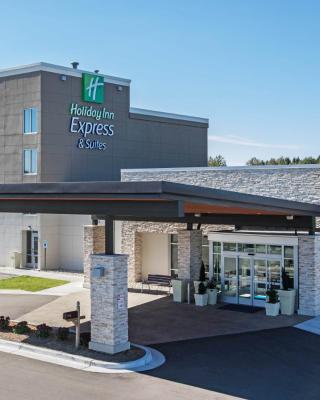 Holiday Inn Express & Suites Ludington, an IHG Hotel