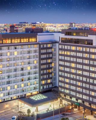 Holiday Inn Toronto International Airport by IHG