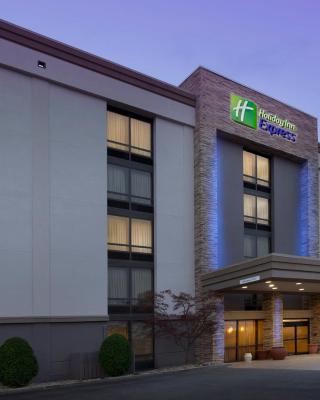 Holiday Inn Express Boston North-Woburn, an IHG Hotel