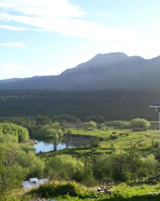 Refugio del río, a orillas del río Cochrane